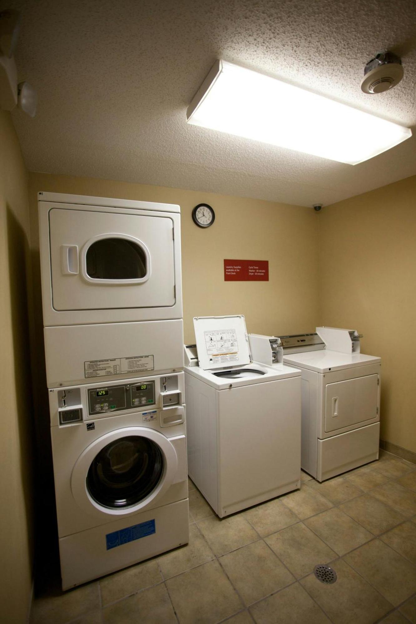 Towneplace Suites Detroit Warren Esterno foto
