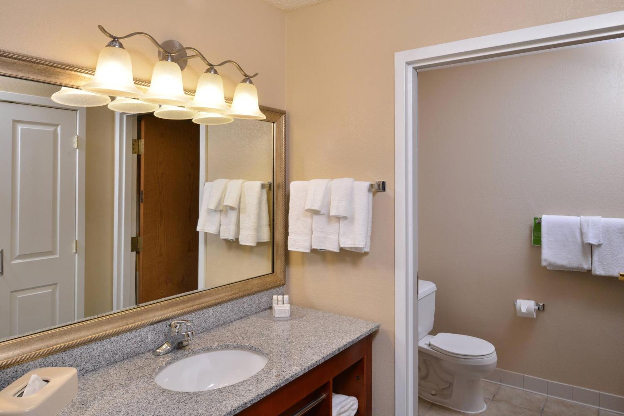 Towneplace Suites Detroit Warren Esterno foto
